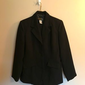 Women’s 2 pc suit